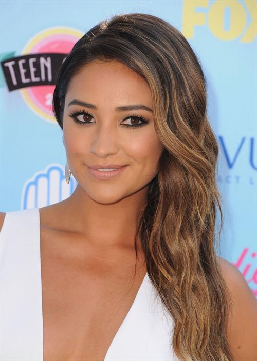 Shay Mitchell