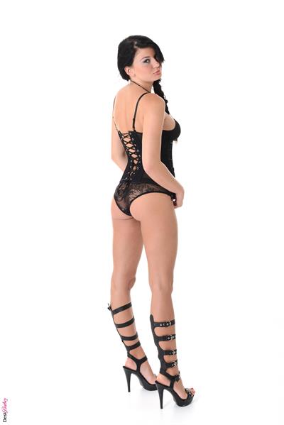 Lucy Li in lingerie - ass