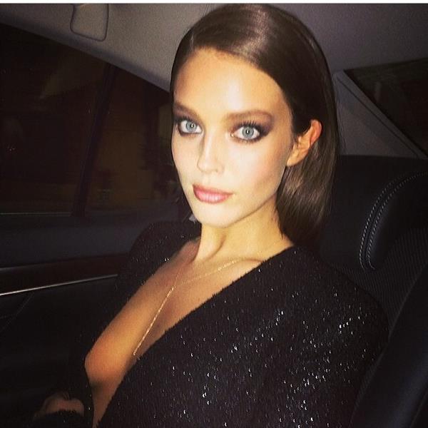 Emily DiDonato taking a selfie