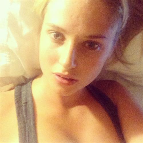 Genevieve Morton taking a selfie