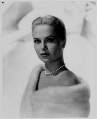 Martha Hyer