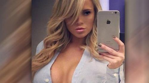 Katie May taking a selfie