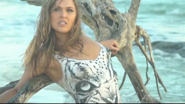 From the video of Ronda Rousey, Sports Illustrated Body Paint