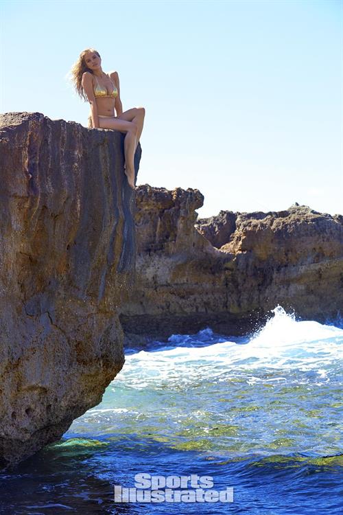 Sports Illustrated Swimsuit 2016