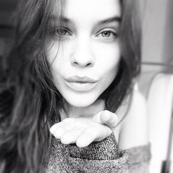 Barbara Palvin taking a selfie