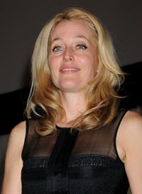 Gillian Anderson