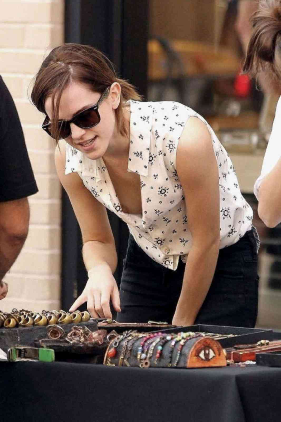 Emma Watson - breasts