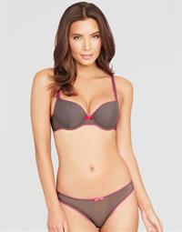 Katya Zalitko in lingerie