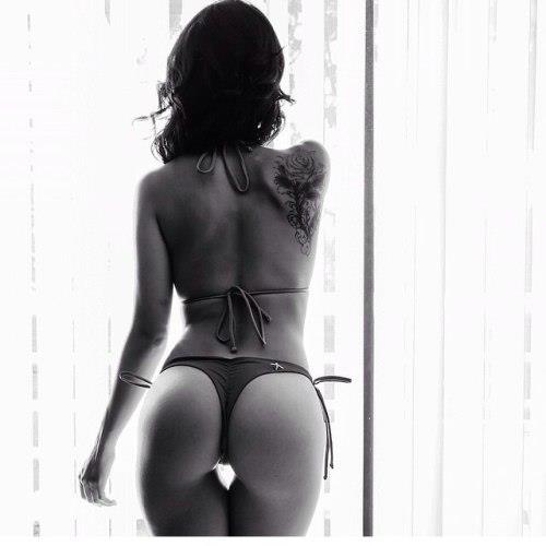 Tianna Gregory in a bikini in lingerie - ass