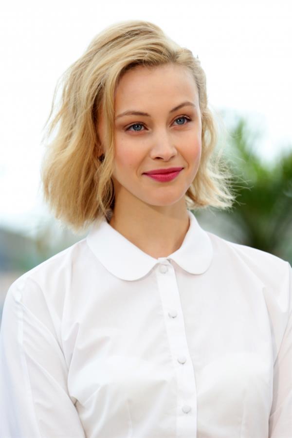 Sarah Gadon