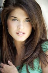 Marie Avgeropoulos