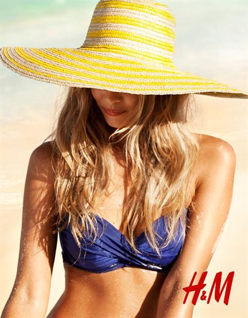 Marloes Horst in a bikini