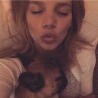 Marloes Horst taking a selfie