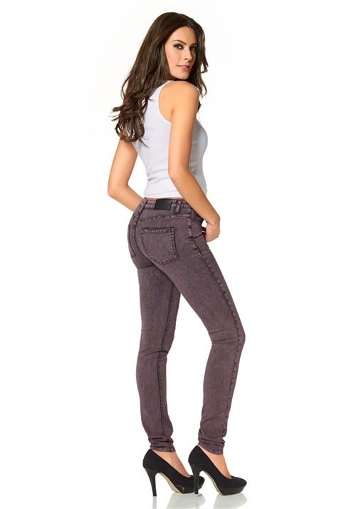 Juliana Mueller - ass