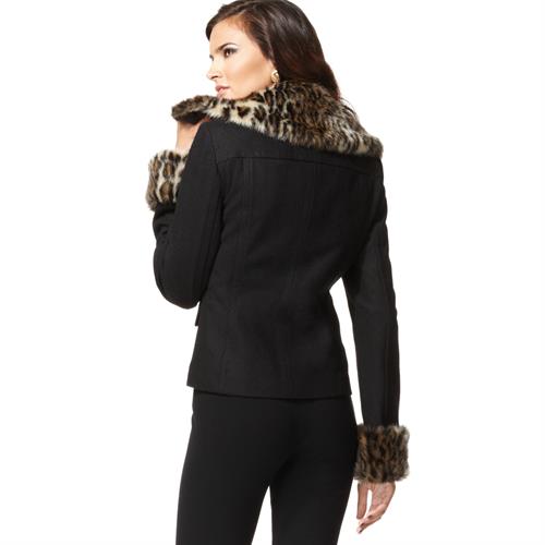 Jennifer Lamiraqui - ass