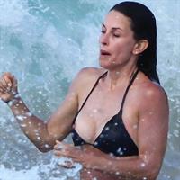 Courteney Cox - breasts