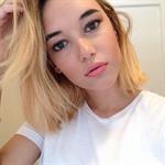 Sarah Snyder taking a selfie
