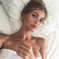 Lily Ermak taking a selfie