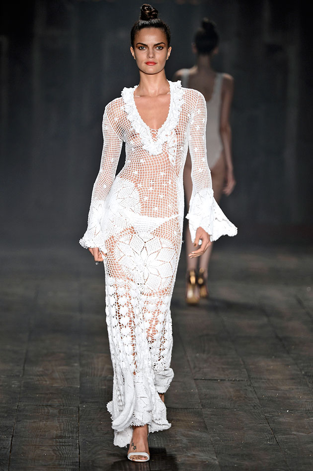 Barbara Fialho - breasts