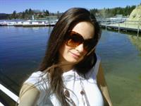 Kassie Lyn Logsdon taking a selfie