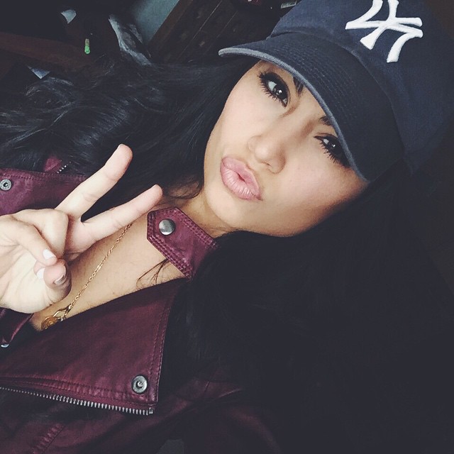 Mónica Alvarez taking a selfie