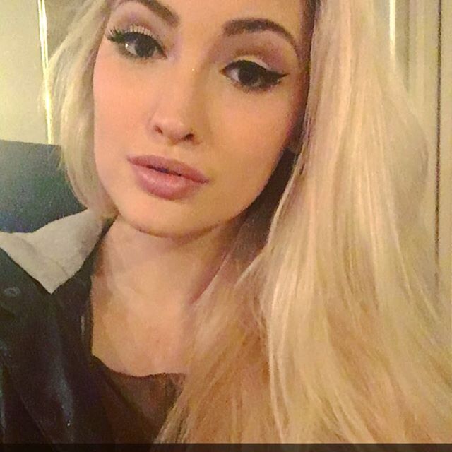 Anna Faith Carlson taking a selfie