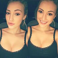 Anna Faith Carlson taking a selfie