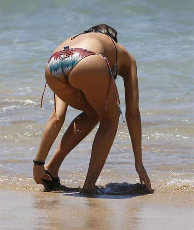 Jessica Alba celebrating her 35th birthday in Hawaii in April 2016