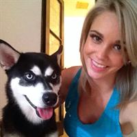 Caitlin Arnett taking a selfie