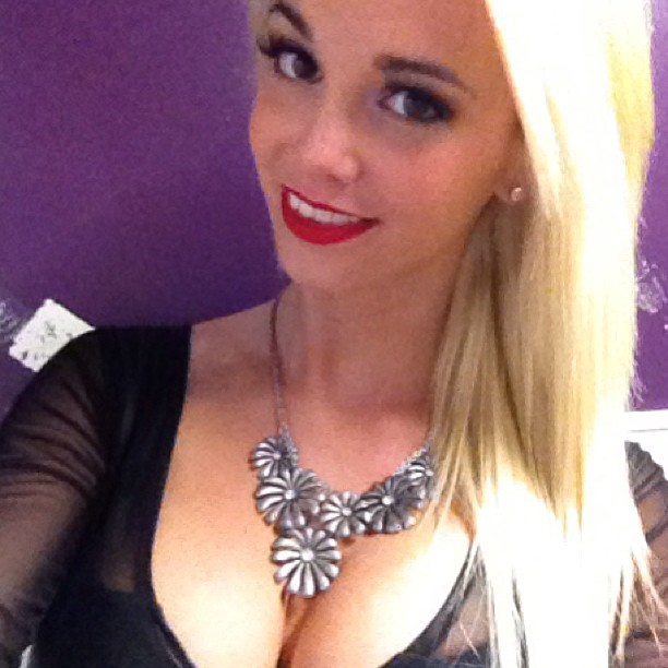 Caitlin Arnett taking a selfie