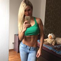 Adrienne Koleszár taking a selfie