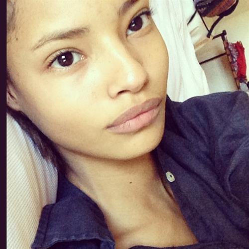 Malaika Firth taking a selfie
