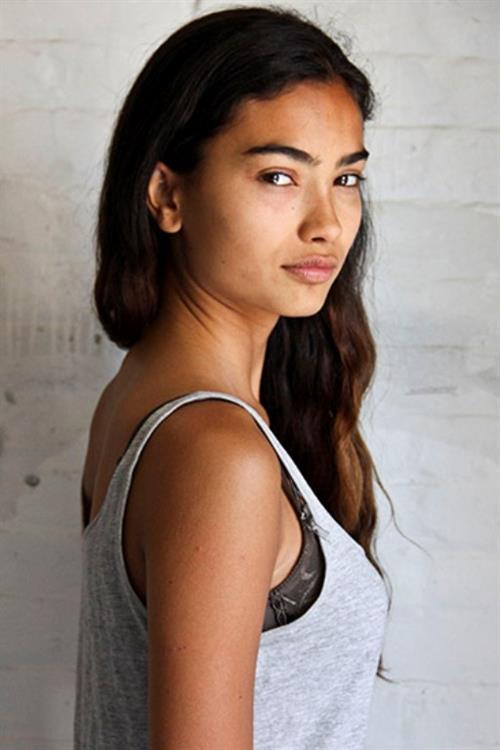 Kelly Gale