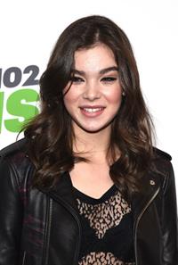 Hailee Steinfeld