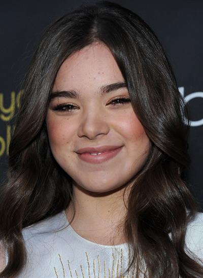 Hailee Steinfeld