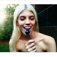 Devon Windsor taking a selfie