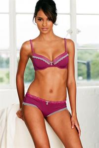 Gracie Carvalho in lingerie