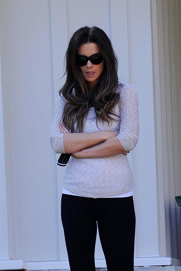 Kate Beckinsale out and about in Beverly Hills 1/19/13 