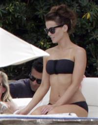 Kate Beckinsale in bikini as she fits in some sunbathing on family holiday in Mexico March 28-2013 
