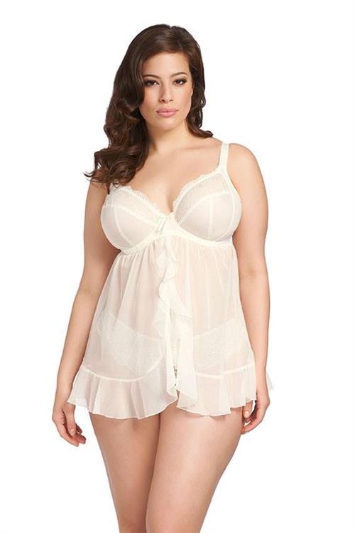 Ashley Graham in lingerie
