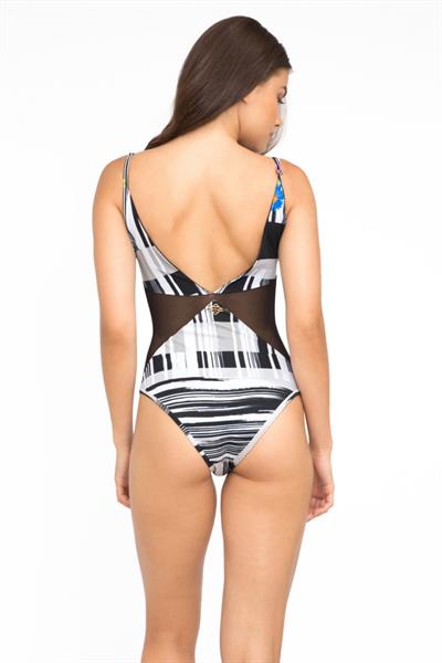 Yara Khmidan in a bikini - ass