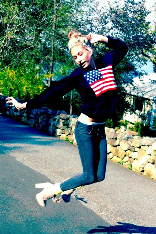 Hailey Bieber