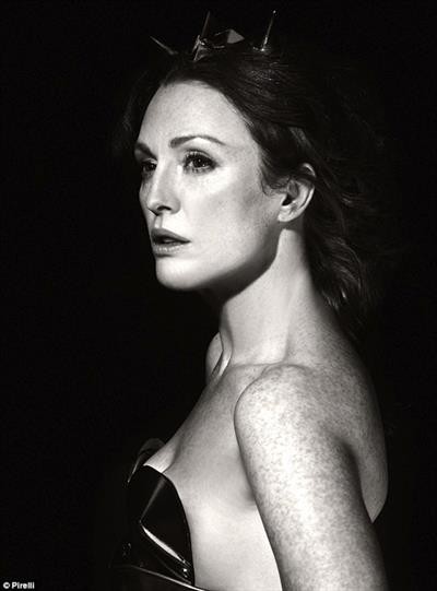 Julianne Moore