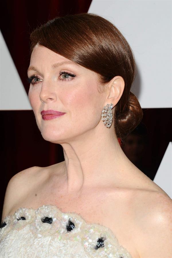 Julianne Moore