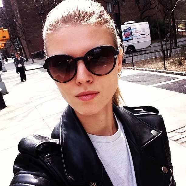 Maryna Linchuk taking a selfie