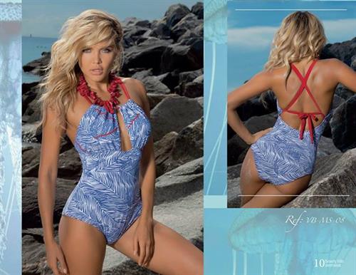 Tetyana Veryovkina in a bikini