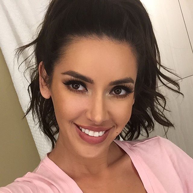 Mercedes Terrell taking a selfie