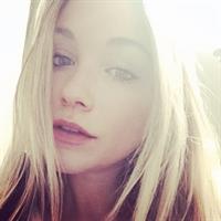 Katrina Bowden taking a selfie