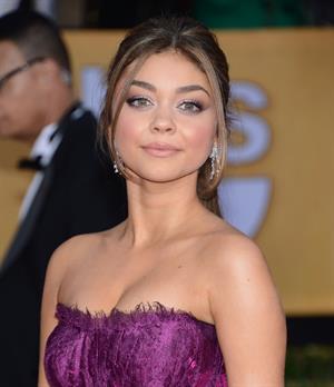 Sarah Hyland at the Screen Actors Guild Awards wearing a purple dress