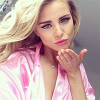 Tegan Martin taking a selfie